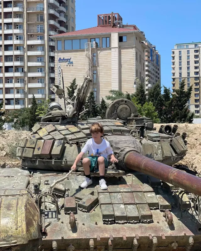 Ozan Akbaba Polad Bülbüloğlu ilə...