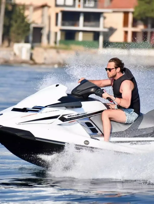 Aras Bulutdan istirahət paylaşımı