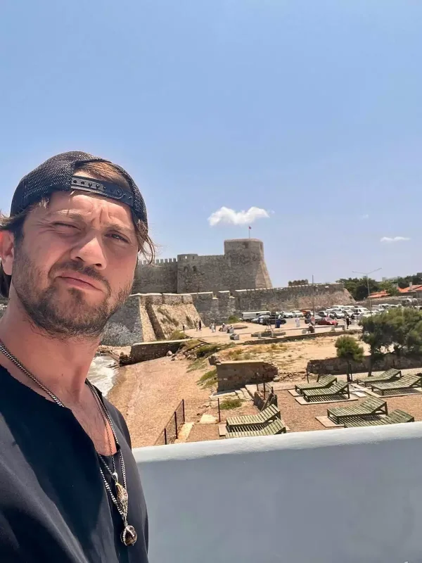 Aras Bulutdan istirahət paylaşımı