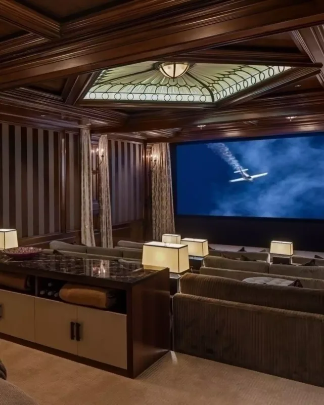 63 milyon dollara malikanə aldılar