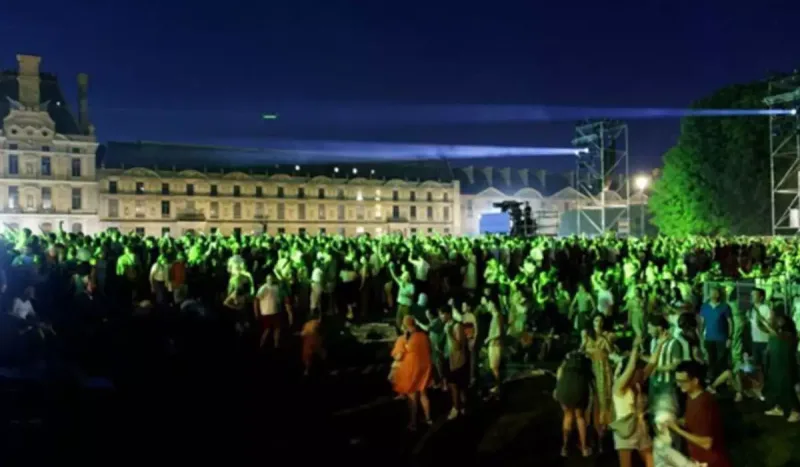 Fransada musiqi festivalında 145 qadına şpris batırıldı