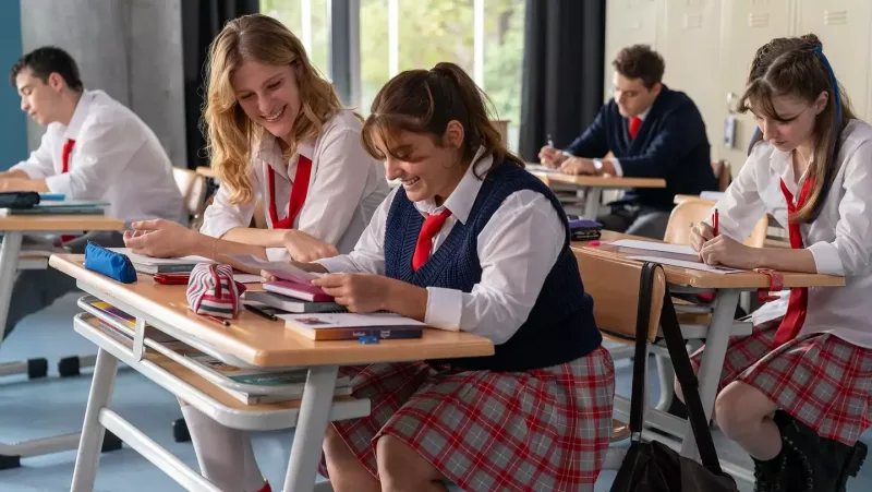 “Geleceğe Mektuplar”a az qaldı