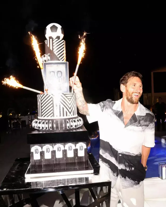 Messi 38 yaşını qeyd etdi