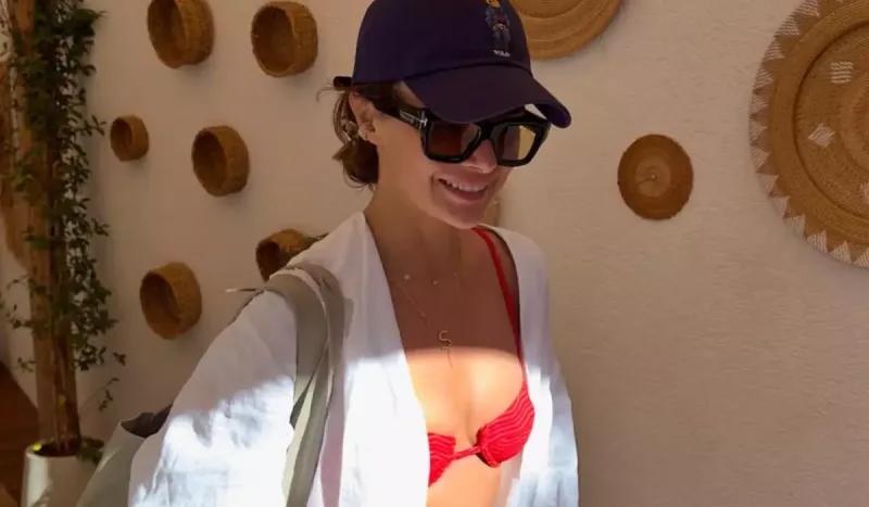 “Alya”dan tətil şəkilləri