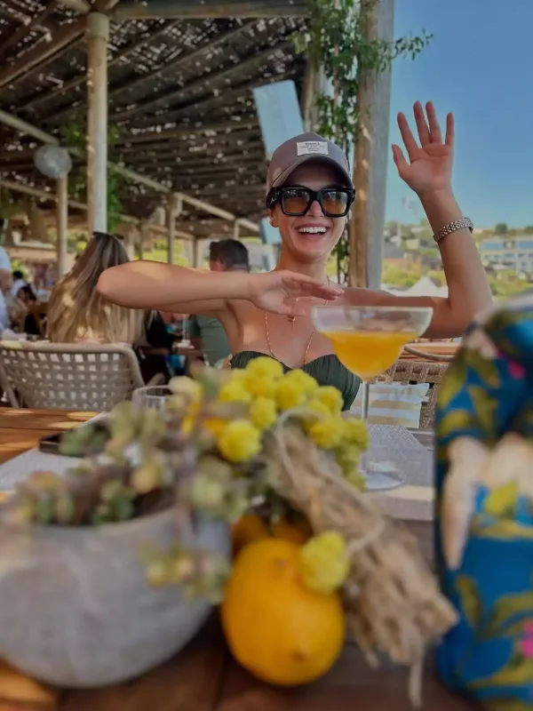 “Alya”dan tətil şəkilləri