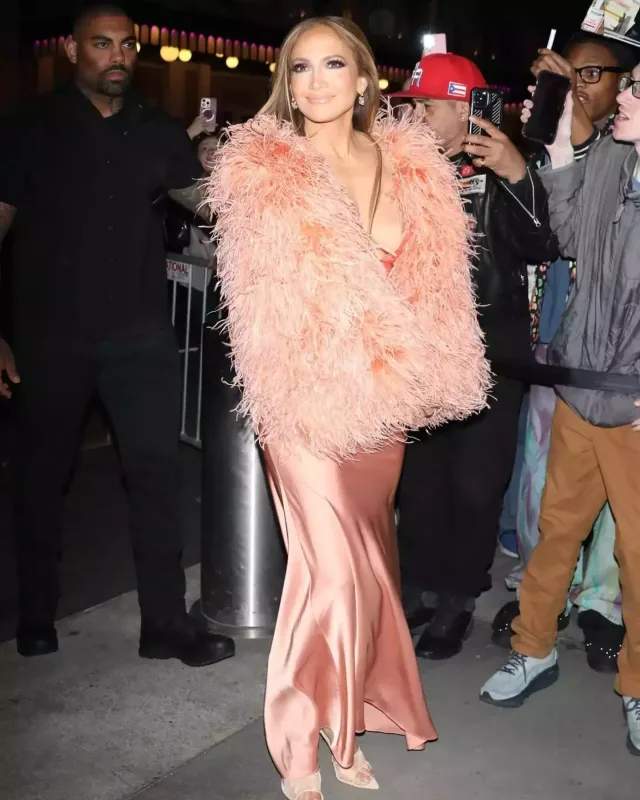 CeyLo ilə görüşmək üçün 100 min ödəyəcəklər