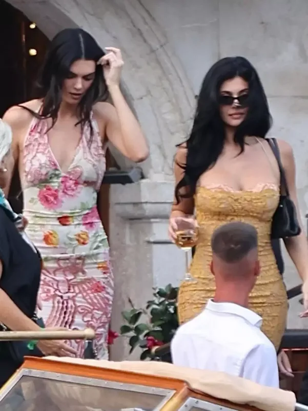 Venesiyada 130 milyonluq toy belə başladı