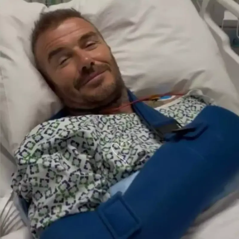 Devid Bekhem əməliyyat olundu