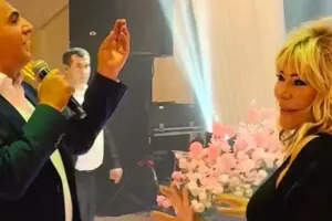 Dadaşova Manafın ifasına rəqs etdi