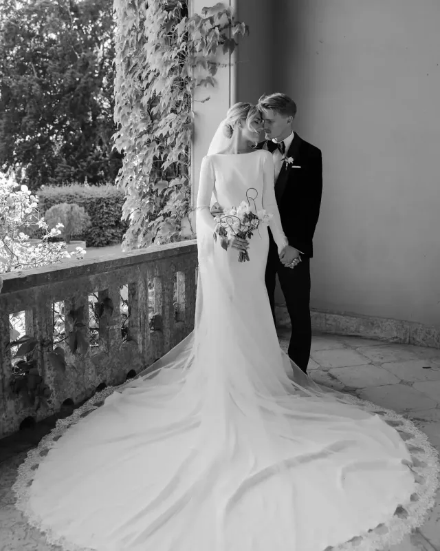 “Arsenal”ın futbolçusunun toy - Fotoları