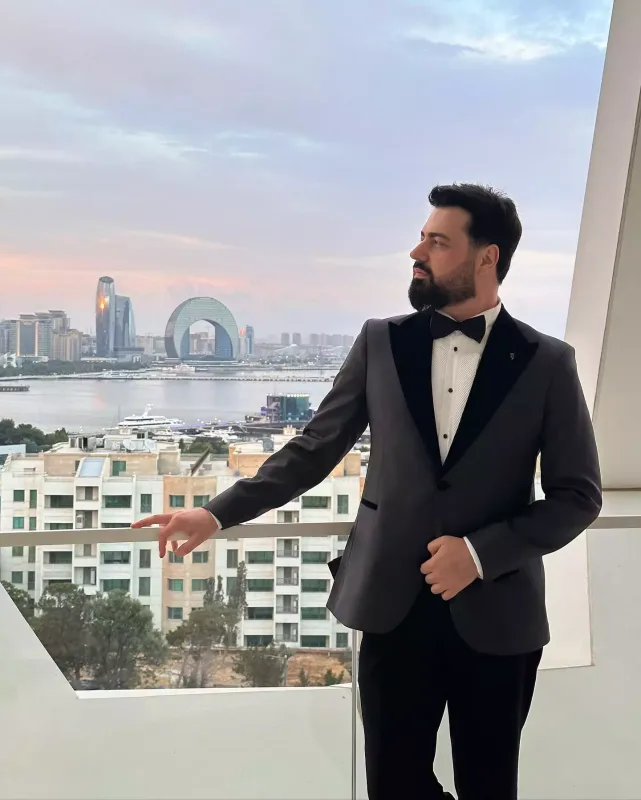 “Utanmaz-utanmaz biletləri qaytarmaqla hədələyirlər”