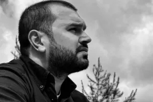 PRoMetedən  “Yaradan”!