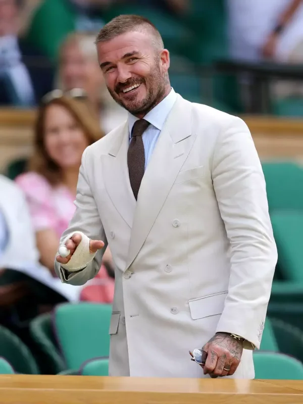 Devid Bekhem əməliyyatdan sonra ilk dəfə