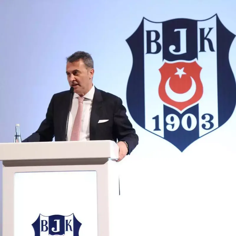 Ərindən boşanmadan yeni eşqə başladı...