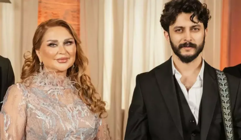 Xalq artistindən kürəkəni ilə paylaşım