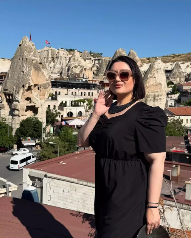 Nərmin  tətilə getdi