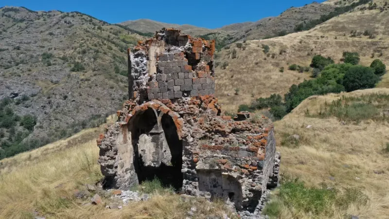 İşğaldan azad edilən ərazilərdə 44 yeni abidə dövlət mühafizəsinə götürüldü