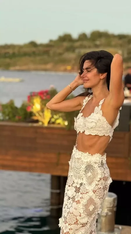 Nəsrinin bəyaz tərzi