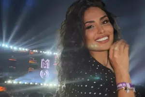 Pərvinin konsert şəkilləri