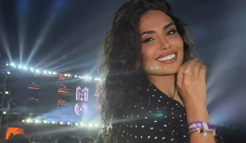 Pərvinin konsert şəkilləri