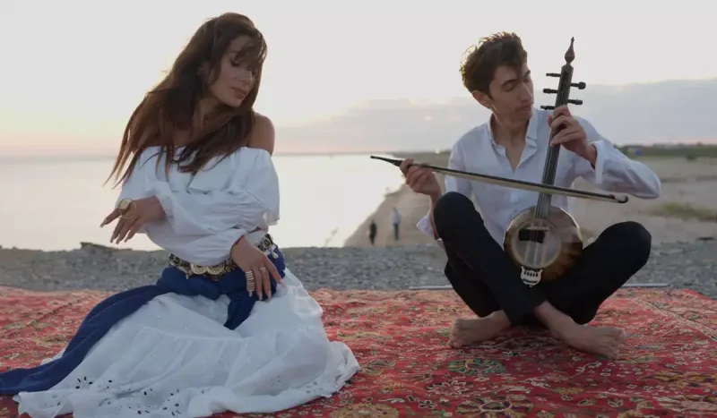 Dilarə Kazımova Castin Timberleykin mahnısını oxudu