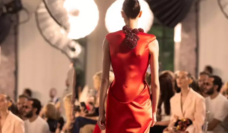 İnsan ürəyi kimi döyünən libas...