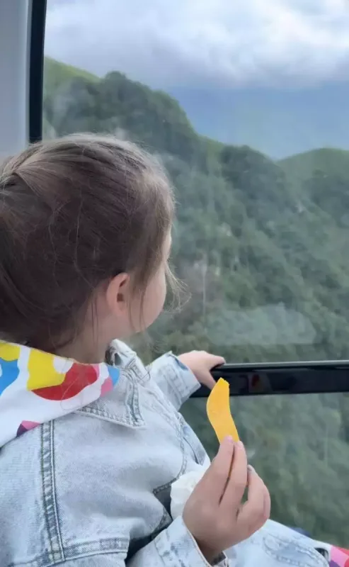 Emin ailəsi ilə Şahdağda