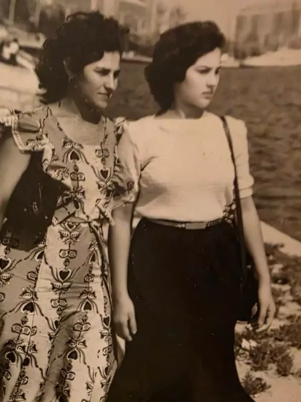 Aybəniz Haşımova gənclik illərində