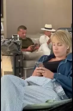 Sibel Can sevgilisi ilə görüntüləndi