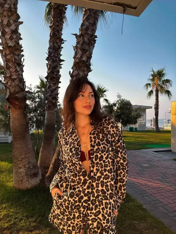 Safura istirahətdə