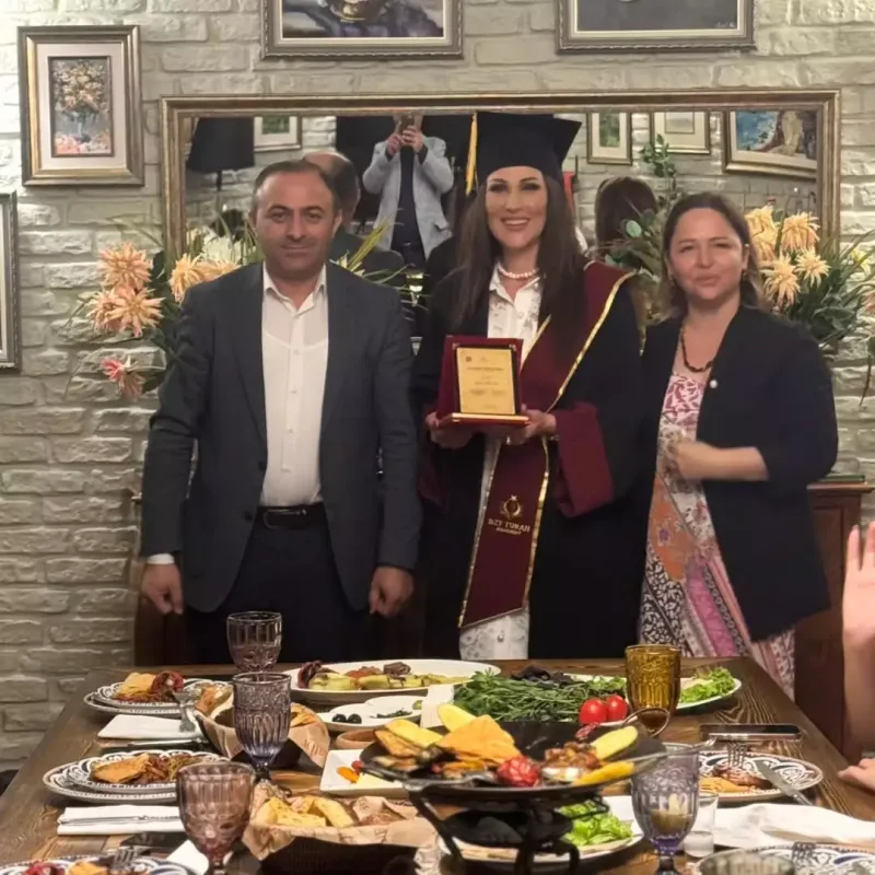 Xalq artistinə Fəxri Doktor adı verildi