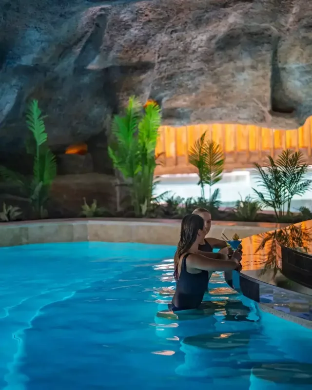 CeyLo Antalyada “mağara”da qalacaq