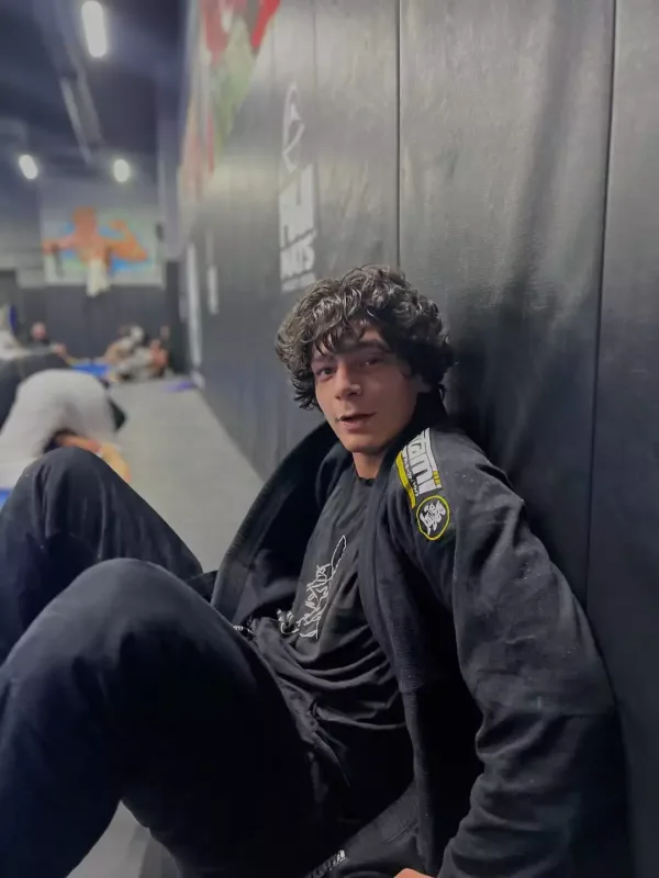 Kamran 20 yaşlı oğlu ilə