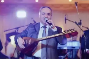 Oğlu məşhur musiqiçinin intihar etdiyini açıqladı - Fotolar