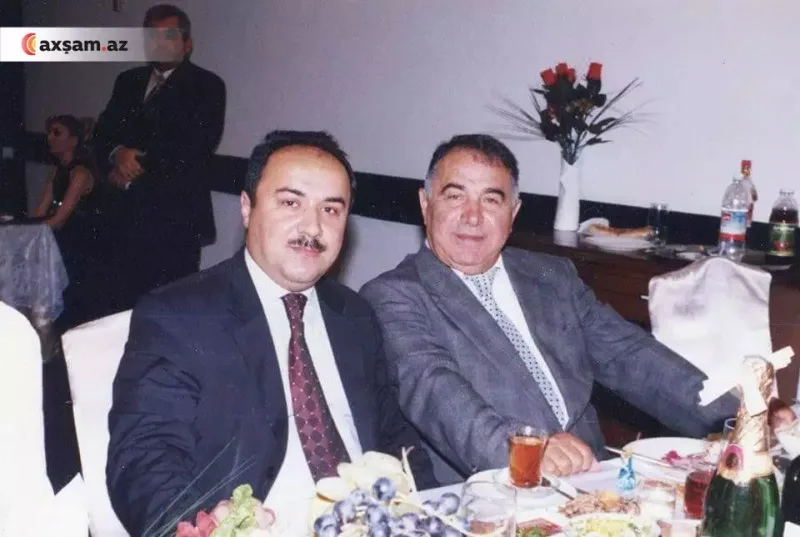 Oğlu məşhur musiqiçinin intihar etdiyini açıqladı - Fotolar