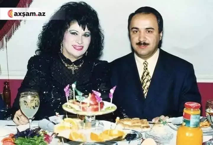 Oğlu məşhur musiqiçinin intihar etdiyini açıqladı - Fotolar