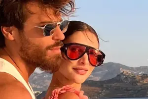 Can Yaman sevgilisi ilə Türkiyədə