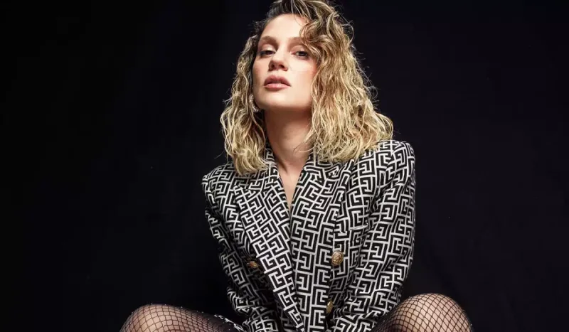 “Atam dedi ki, uşaq üçün ərə getmək məcburiyyətində deyilsən”