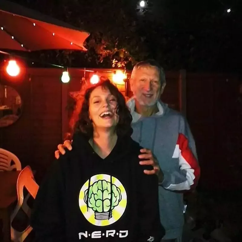 “Atam dedi ki, uşaq üçün ərə getmək məcburiyyətində deyilsən”