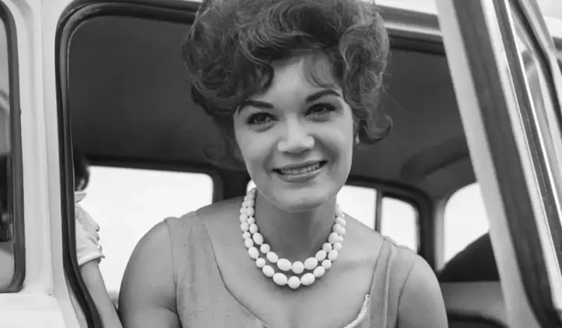 “Pretty Little Baby”nin ifaçısı vəfat etdi