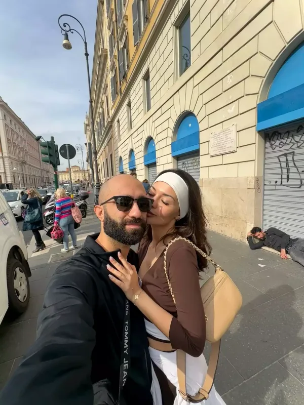 Əlixan Rəcəbovdan xanımı ilə paylaşım