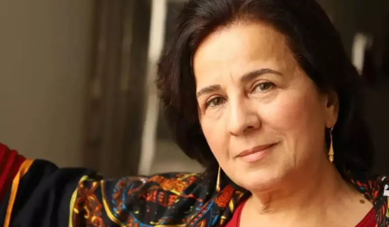 “Abırsız aktrisa bakirə qızı oynaya bilməz”