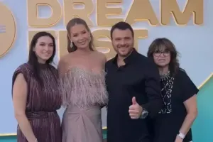 Emin “DreamFest”də ailəsi ilə