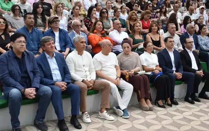 Yüksəkvəzifəli şəxslər festivalda - Fotolar