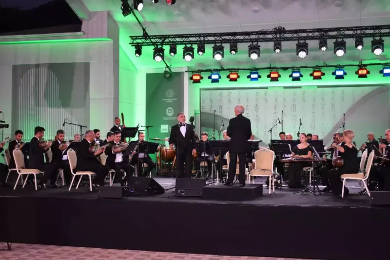 Yüksəkvəzifəli şəxslər festivalda - Fotolar