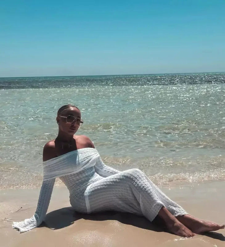 Günayın sahil fotosessiyası