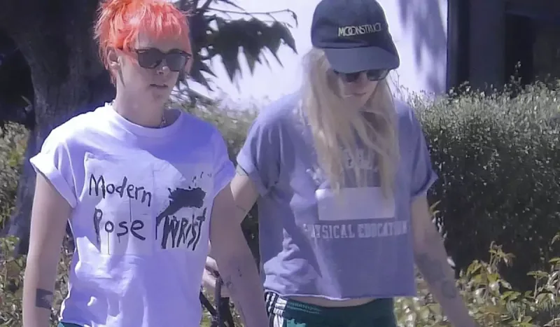 Tanınmış aktrisa xanımı ilə