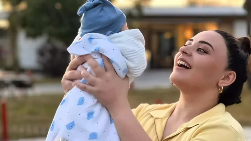 Almaxanım yeni doğulan oğlu ilə