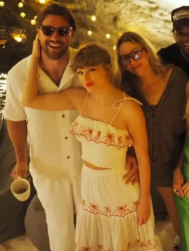 Münasibətlərini ciddiləşdirirlər