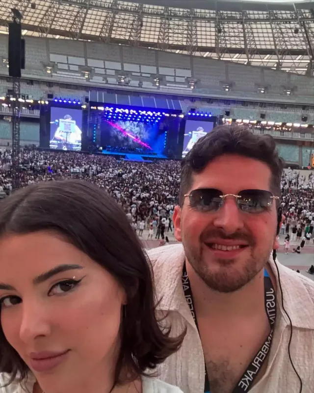 Məşhur türk influenserin Bakı paylaşımı